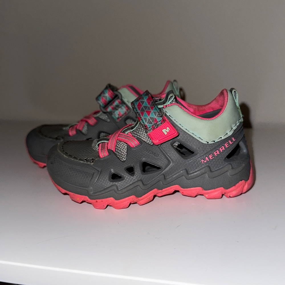 5 toddler Merrell shoes